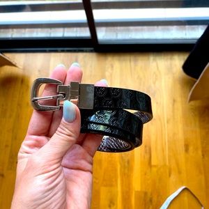 Michael Kors reversible black snake belt